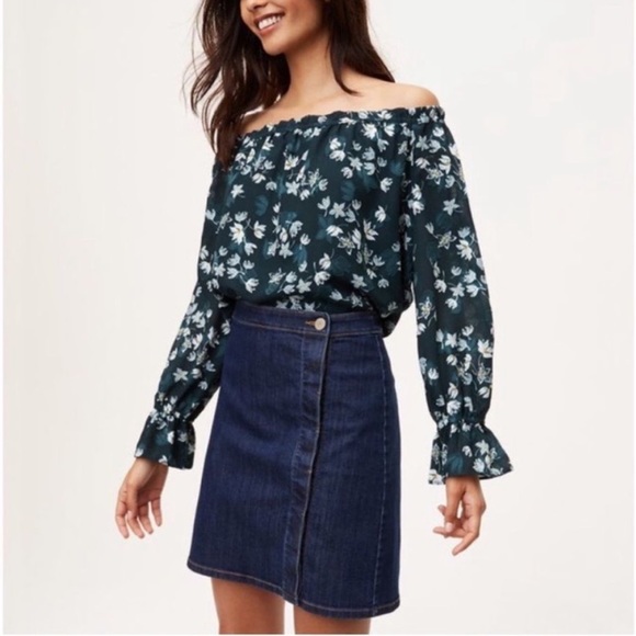 LOFT Denim Wrap Side Button Jean Skirt Sz 2 - Picture 2 of 11